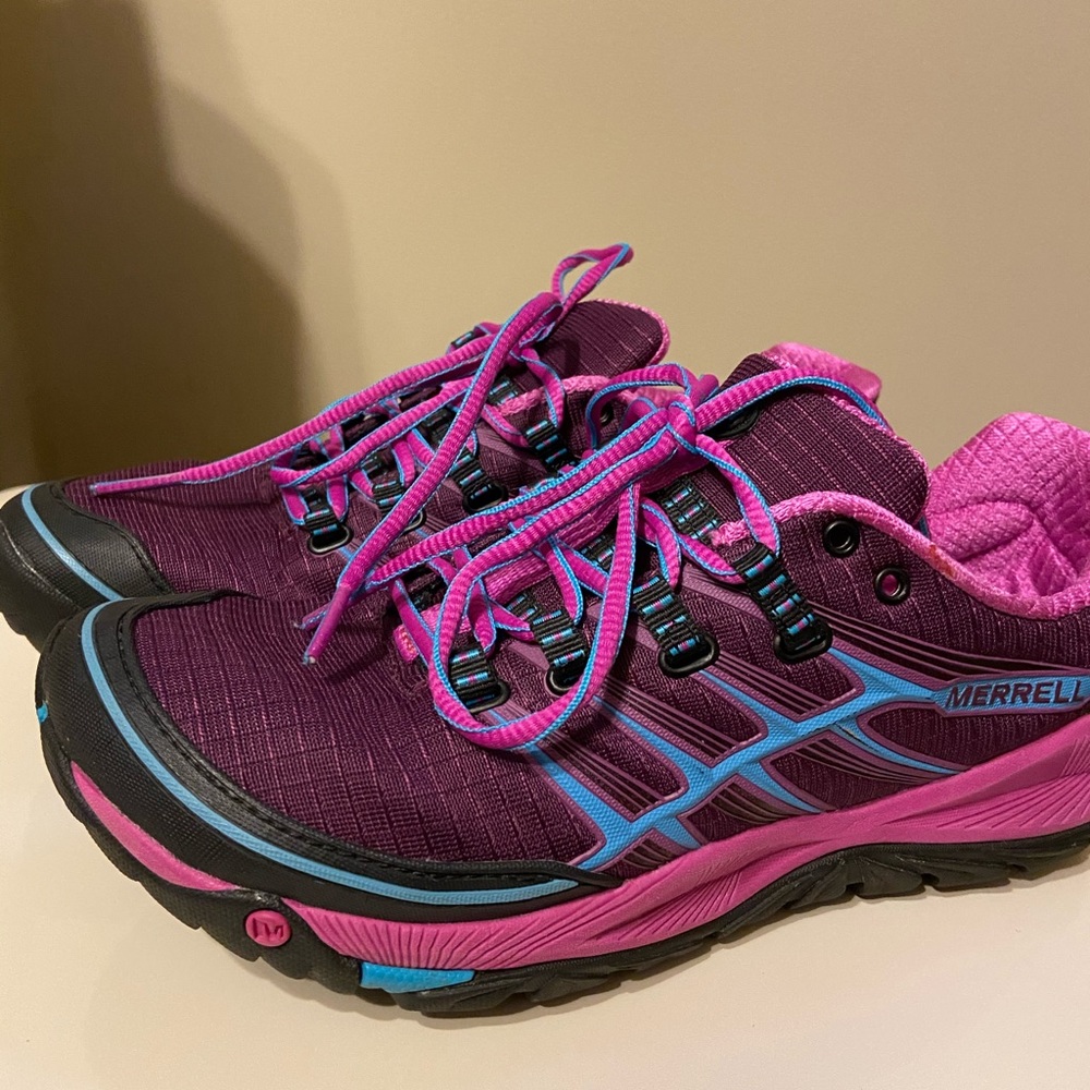 MERRELL Size 6M Sneakers